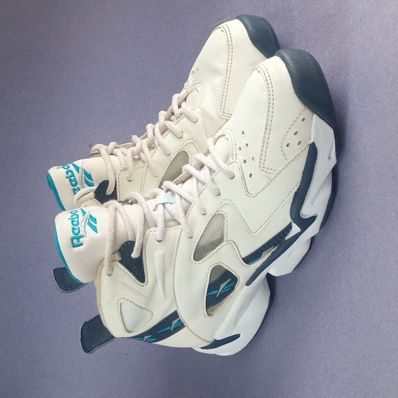 Vintage Shoes - Vintage Reebok High Top Sneakers/Shoes RA 510DJI